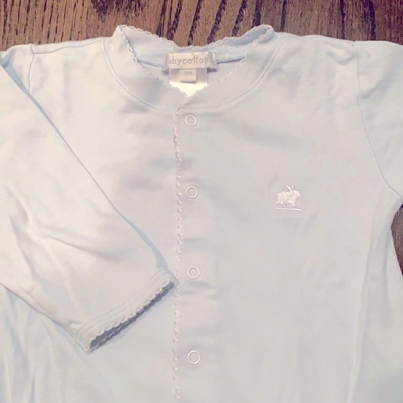Babycottons 100% Pima Cotton pale blue footie with white stitched trim - Picture 1 of 4